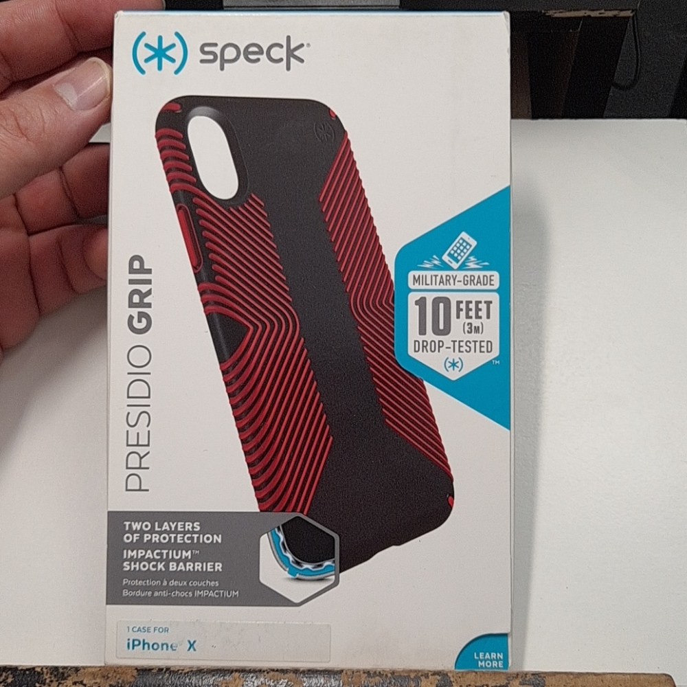 case speck for iphone x/xs 5.8"color black-red new